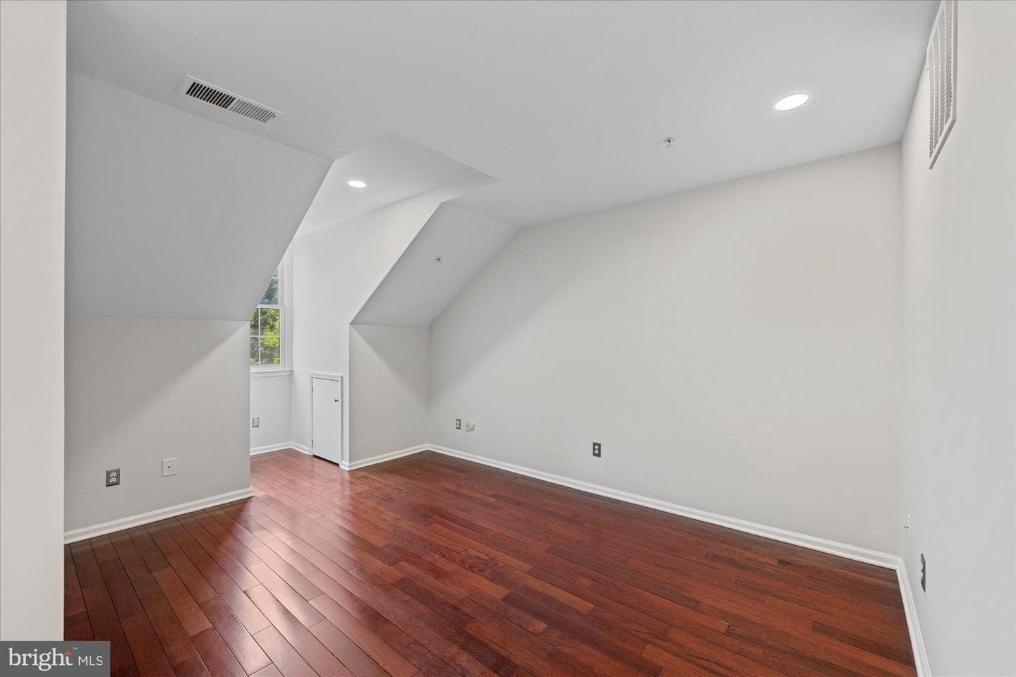 2435 13th Court N photo 24