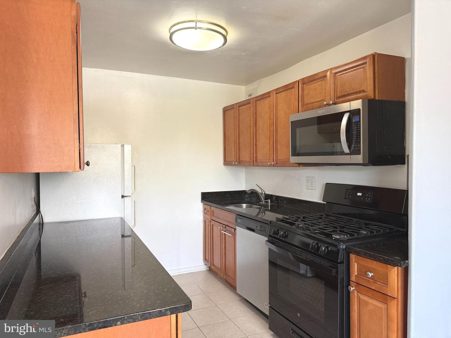 1300 S Arlington Ridge Road #512 photo 3