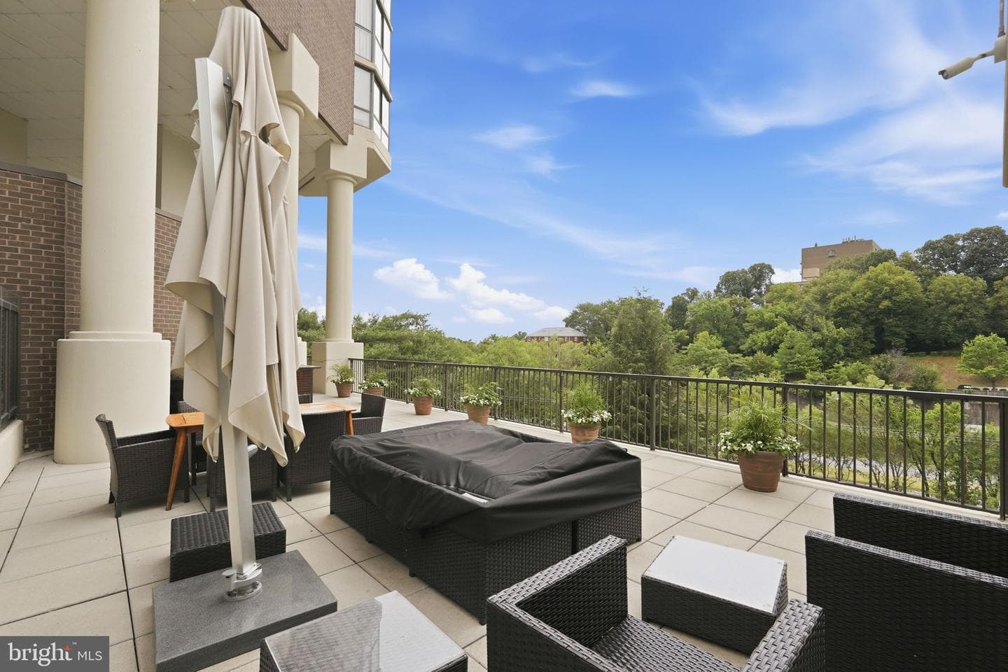 1600 N Oak Street #1122 photo 36