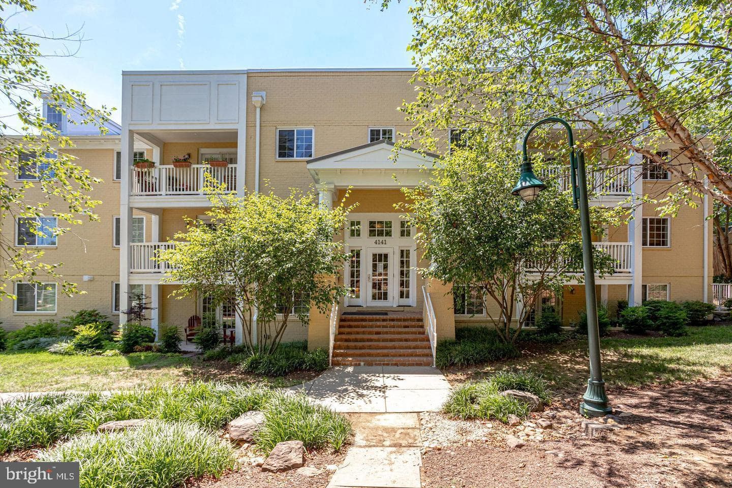 4141 S Four Mile Drive #203, Arlington