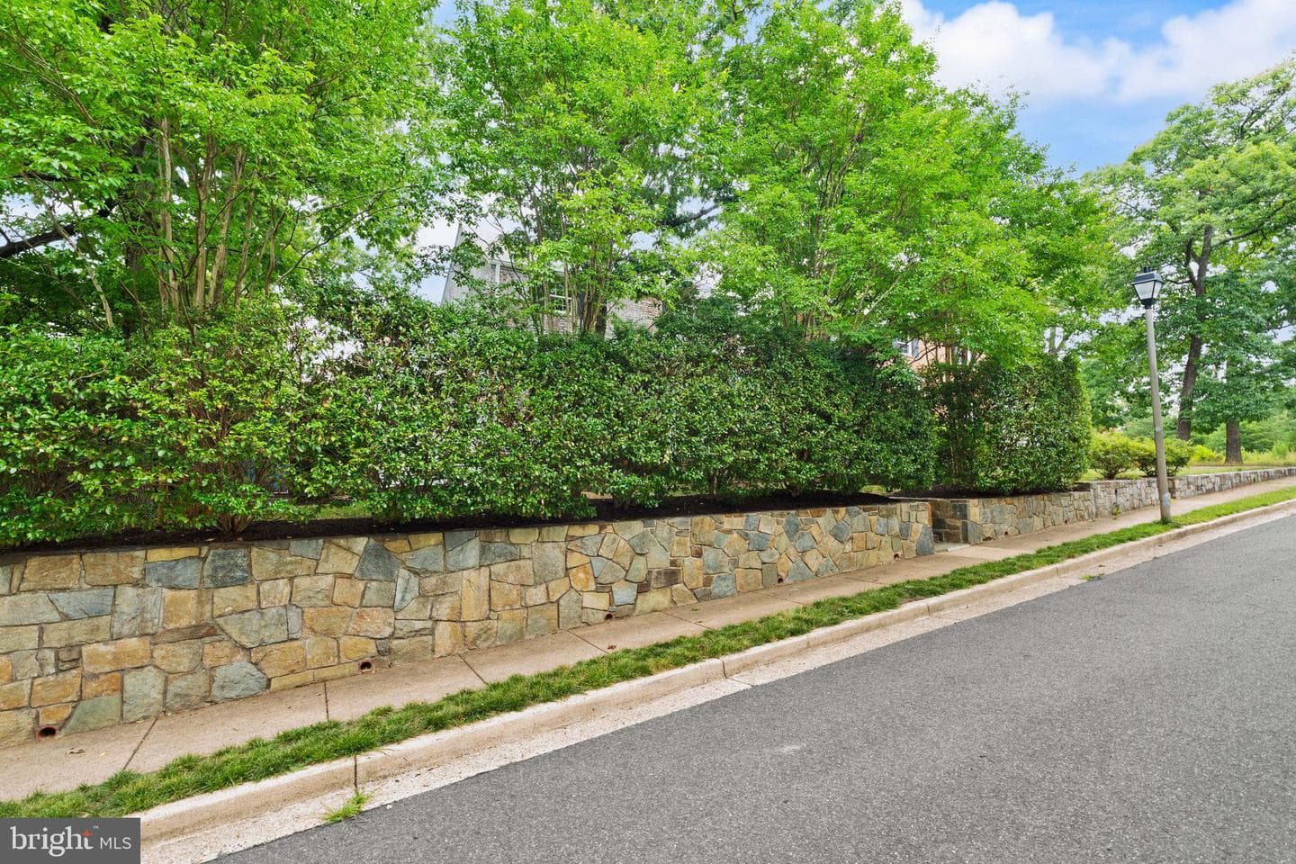 4843 Arlington Boulevard photo 4