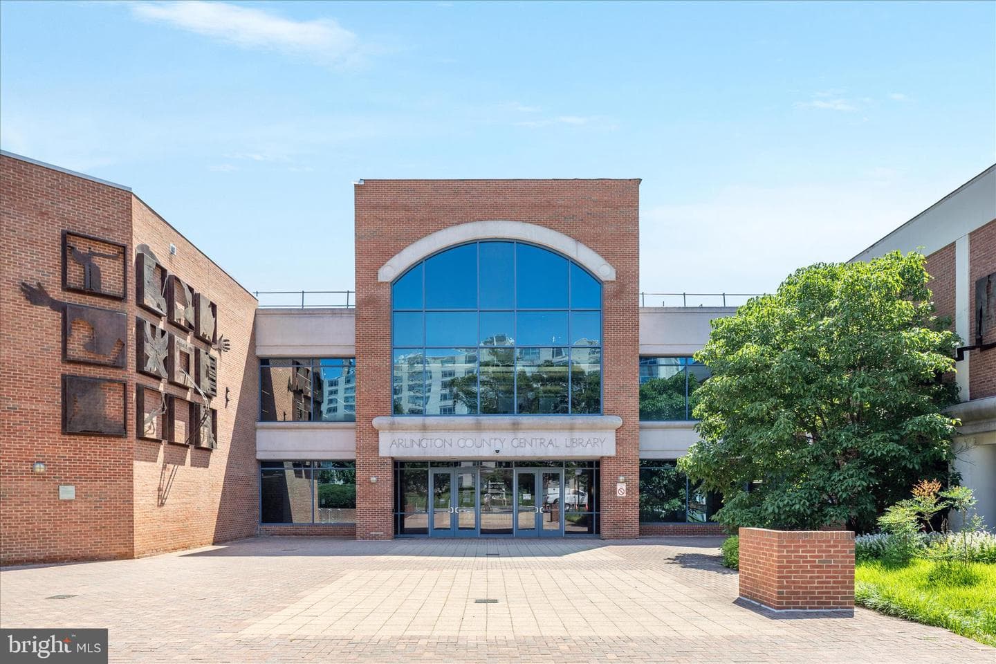 103 N George Mason Drive photo 51