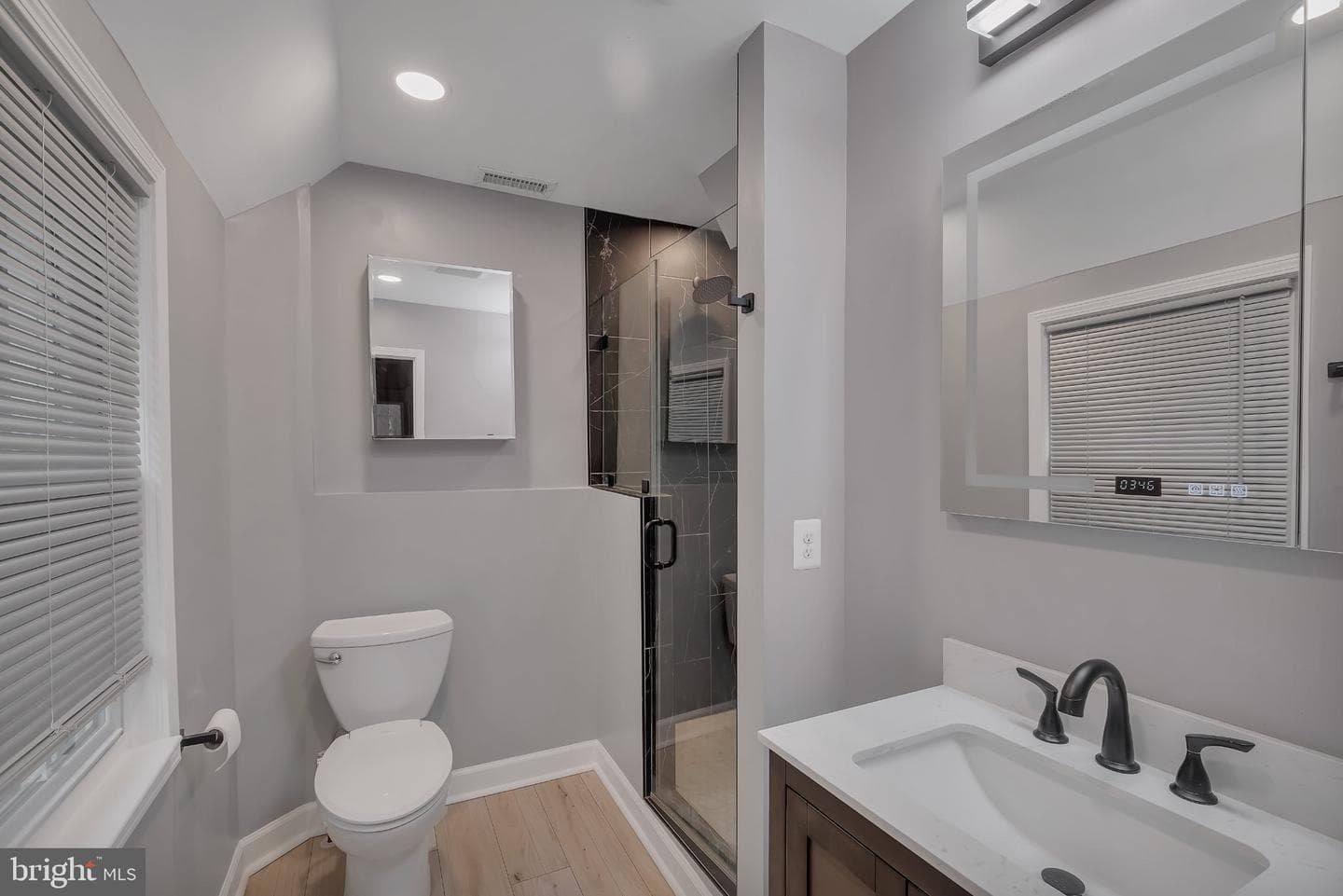 1706 N Glebe Road photo 17