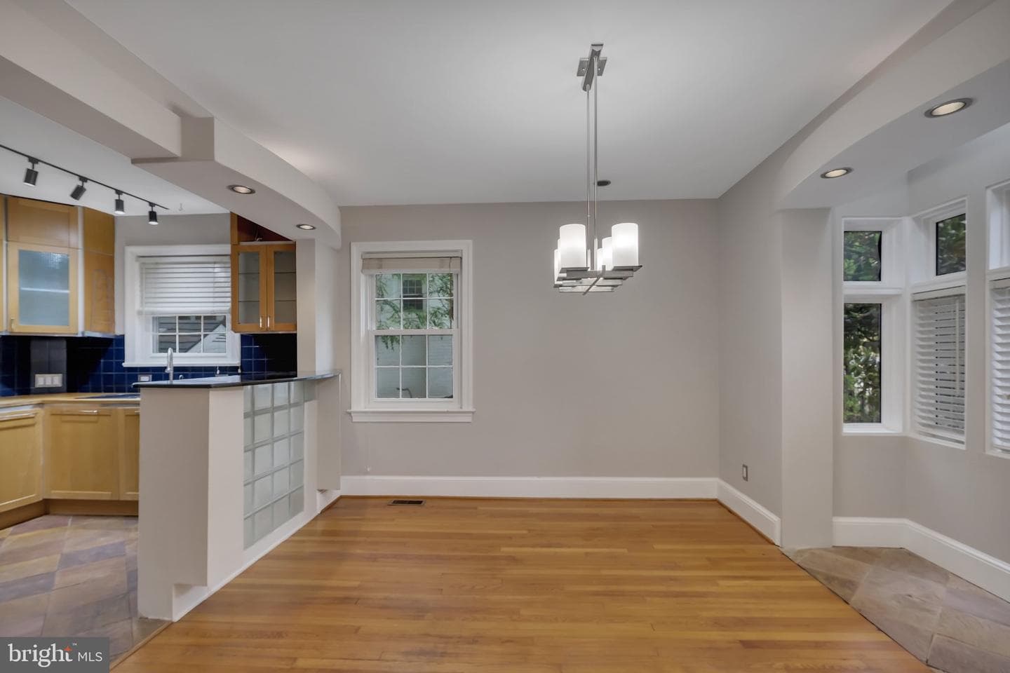 1706 N Glebe Road photo 9