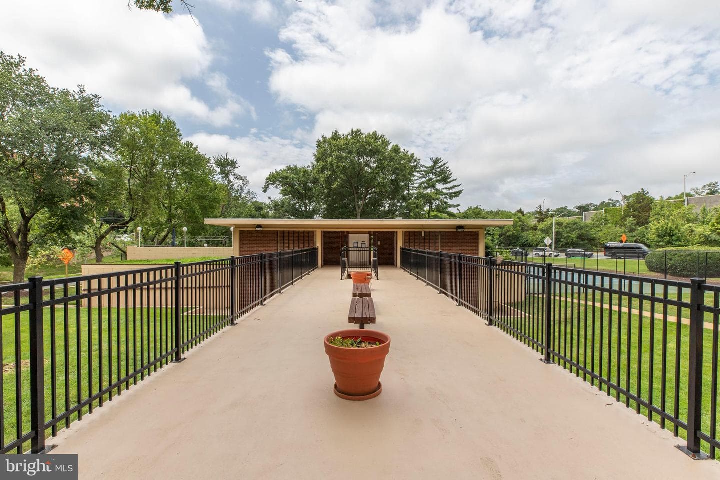 1300 Army Navy Drive #814 photo 52