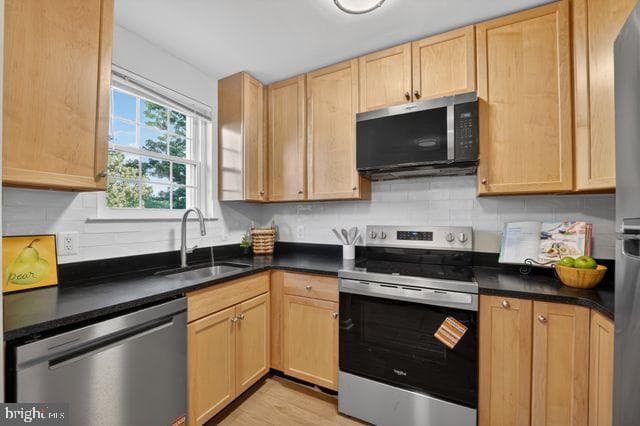 4626 28th Road S #d photo 4
