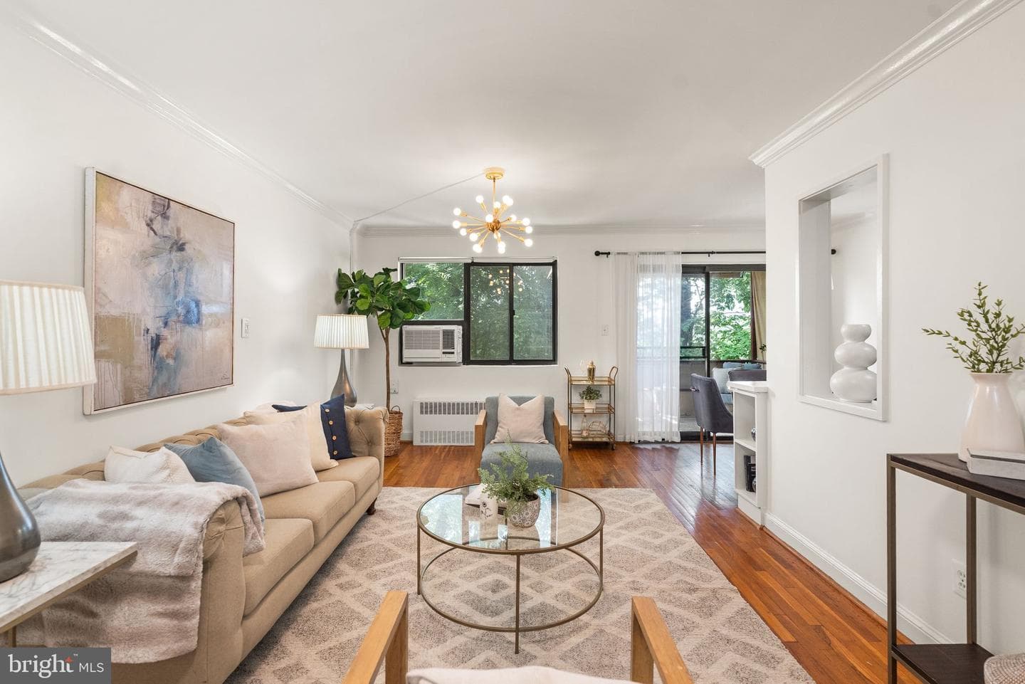 1577 N Colonial Terrace #305-Y photo 3