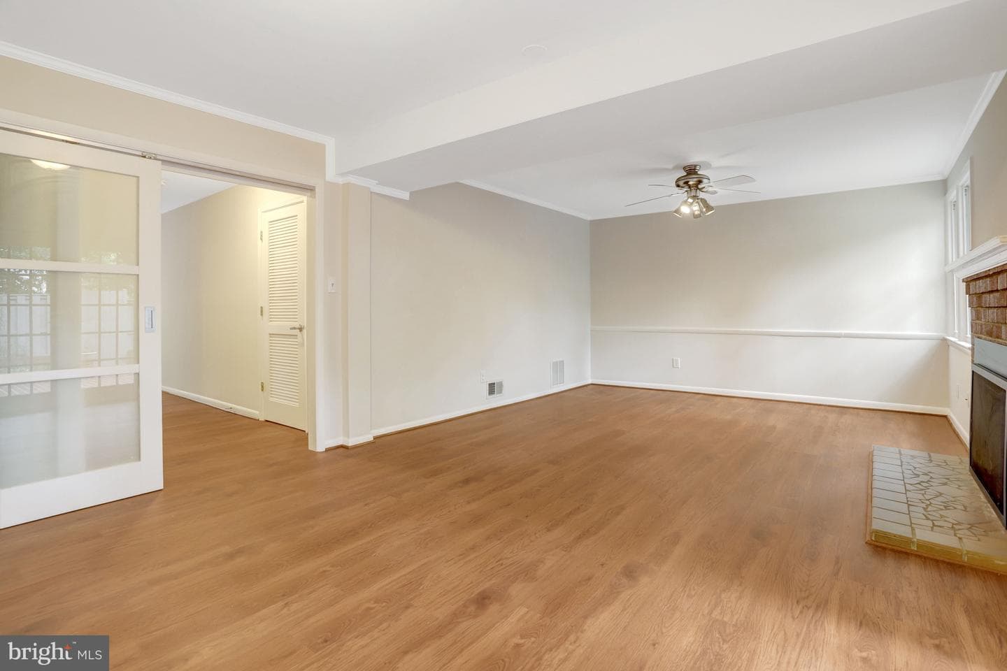 2130 Military Road photo 17
