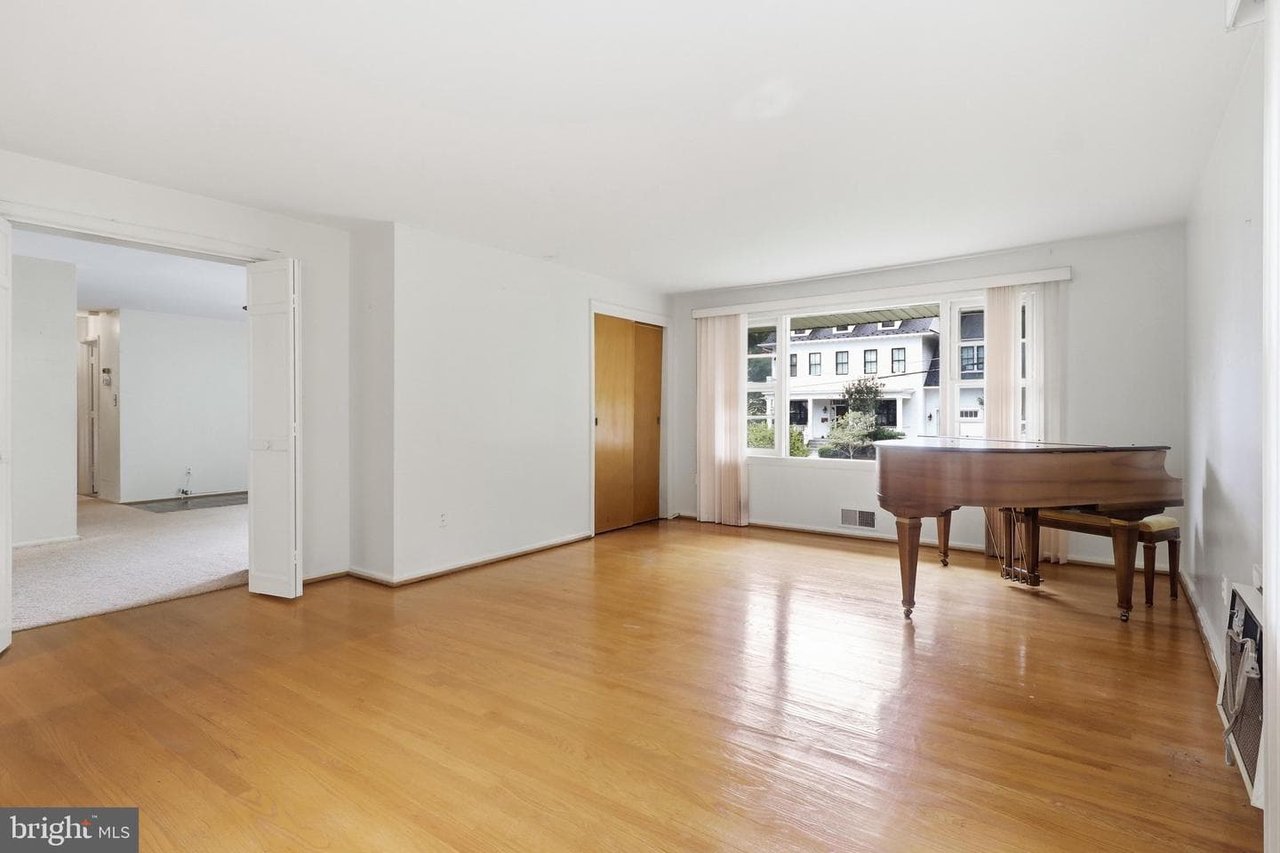3707 John Marshall Drive photo 8