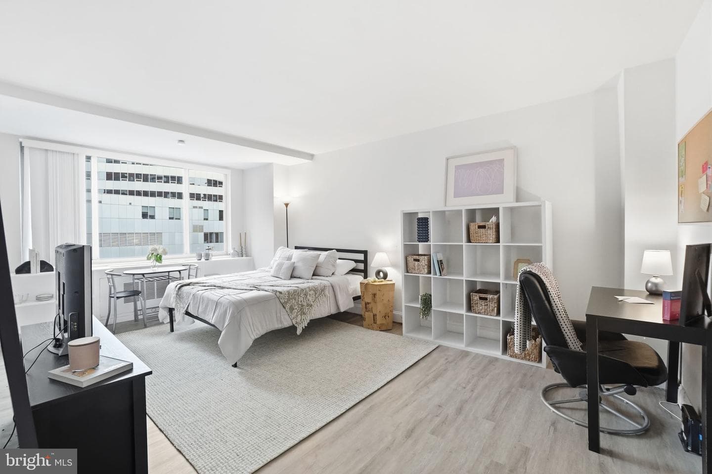 1121 Arlington Boulevard #310 photo 3