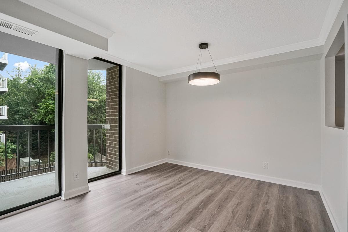 1401 N Rhodes Street #301 photo 17