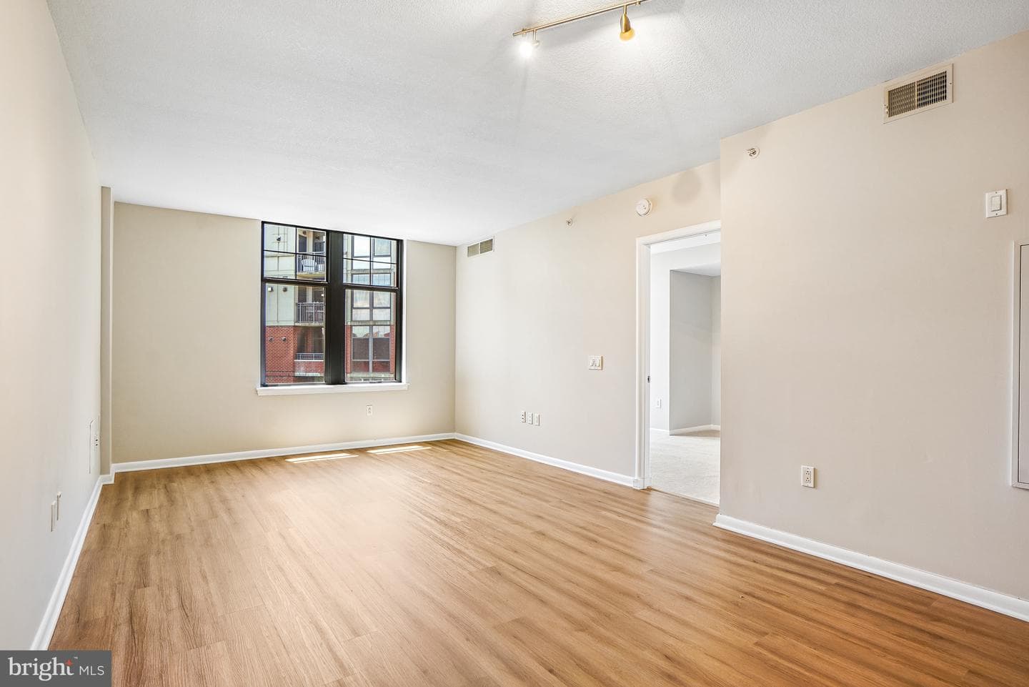 1021 Garfield Street #627 photo 22
