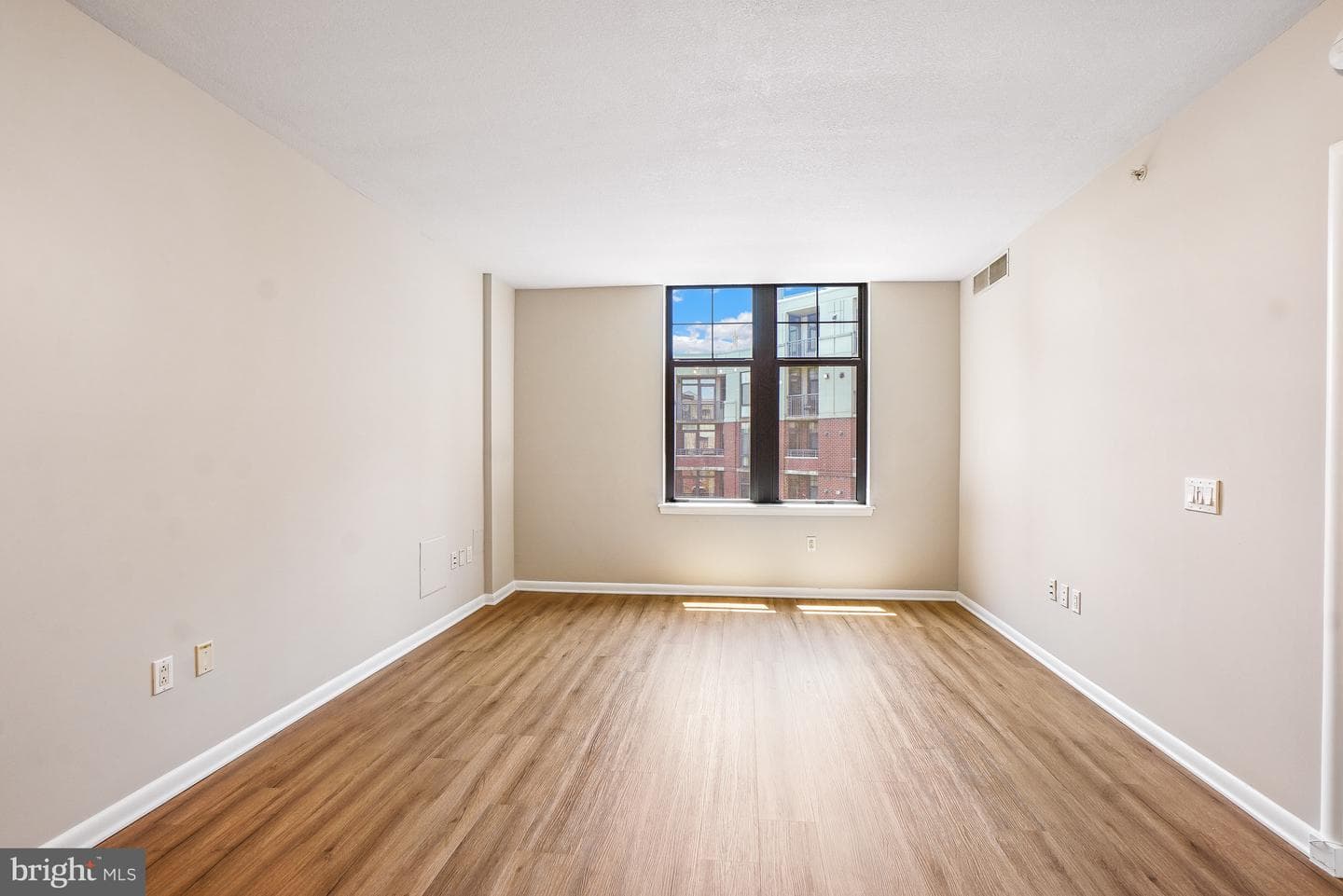 1021 Garfield Street #627 photo 23