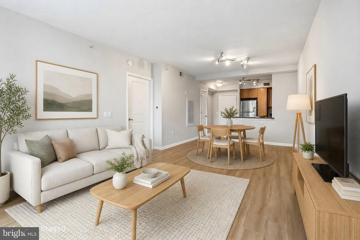 1021 Garfield Street #627 photo 8