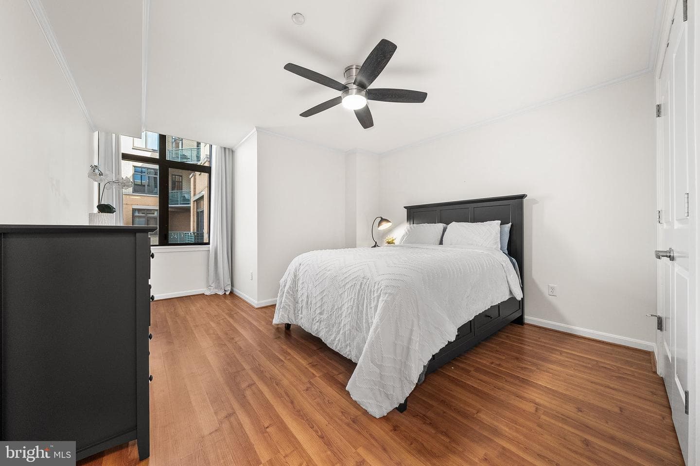 2720 S Arlington Mill Drive #914 photo 27