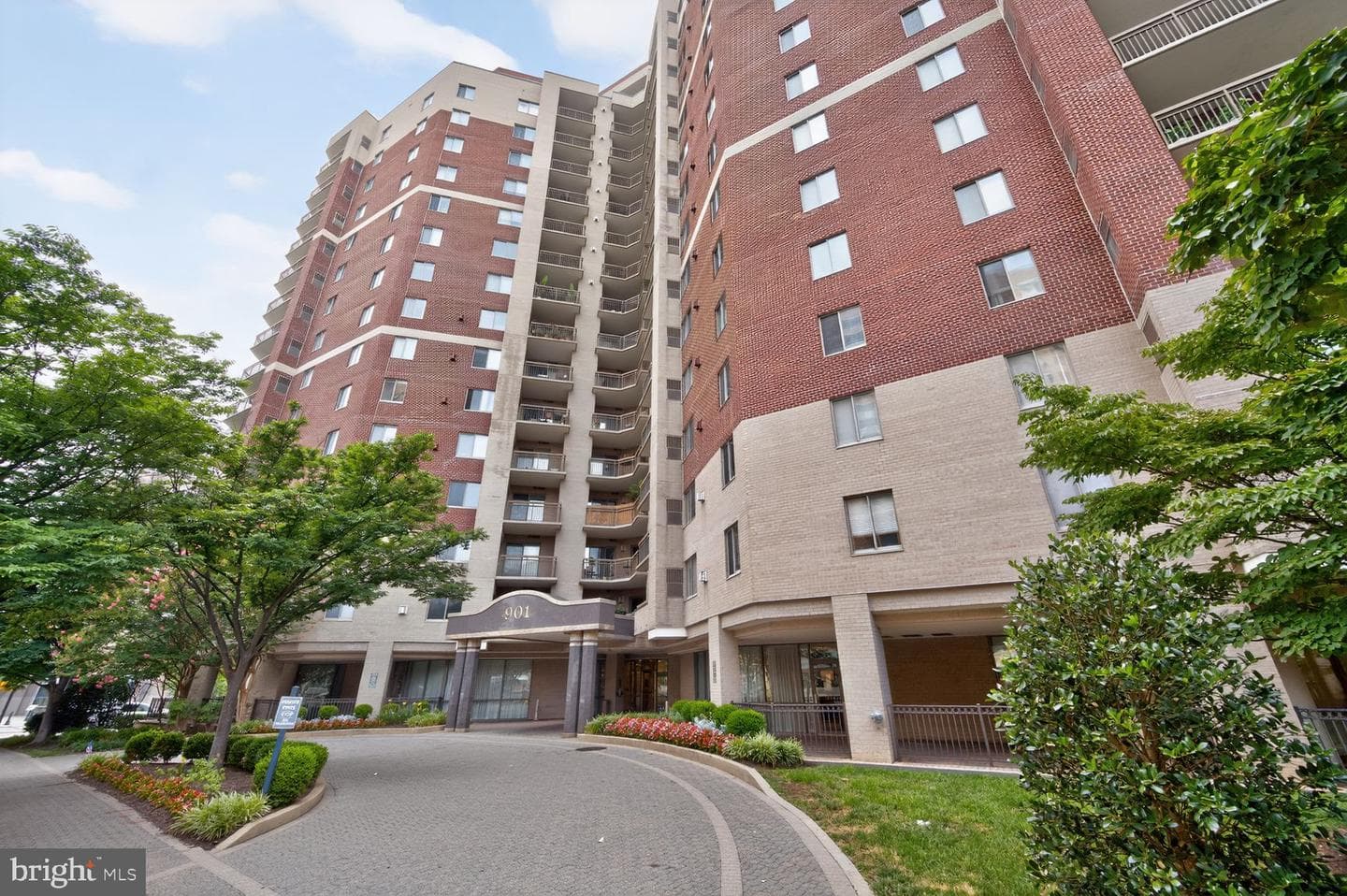 901 N Monroe Street #402 photo 26