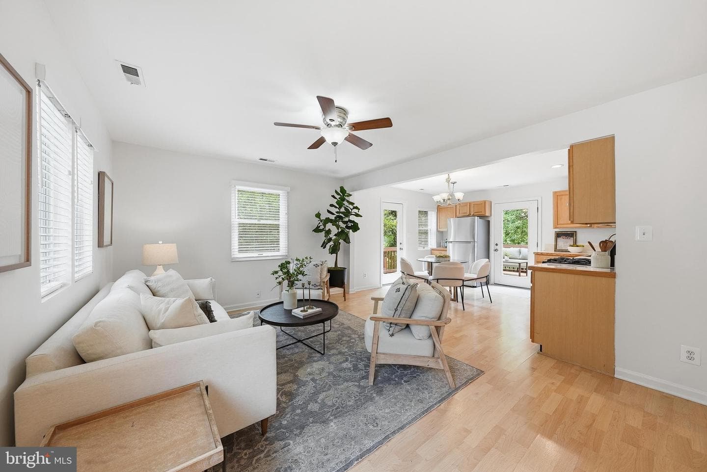 2020 S Quincy Street photo 9
