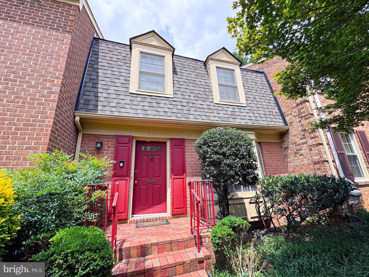 442 N Park Drive N, Arlington