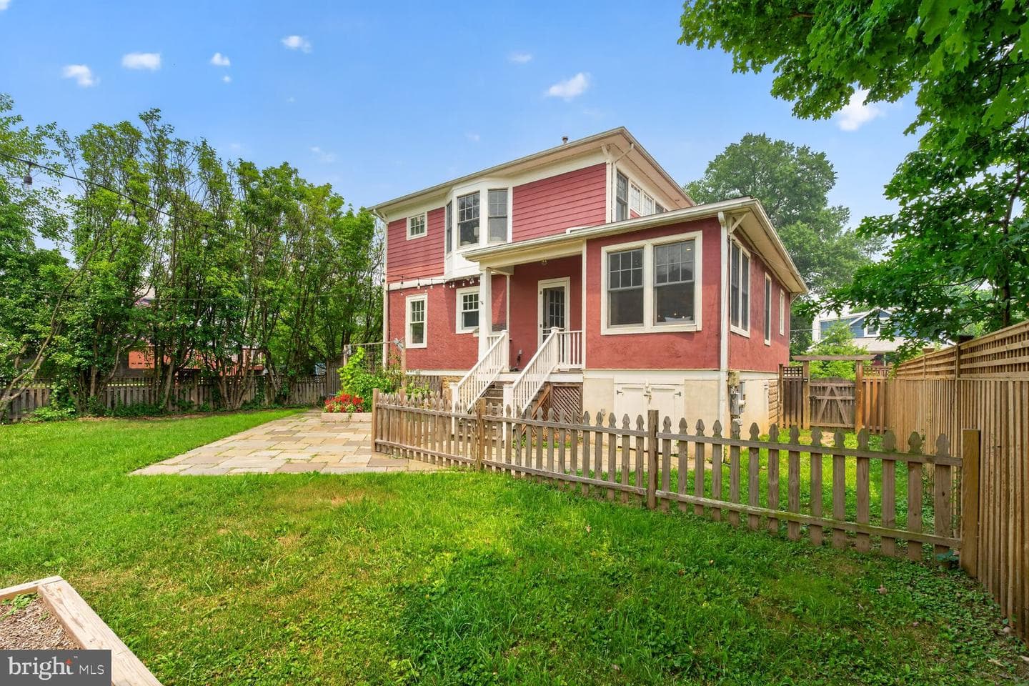 724 N Ivy Street N photo 32