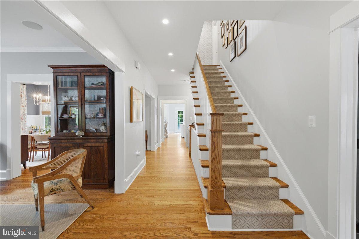 5121 25th Street N photo 3