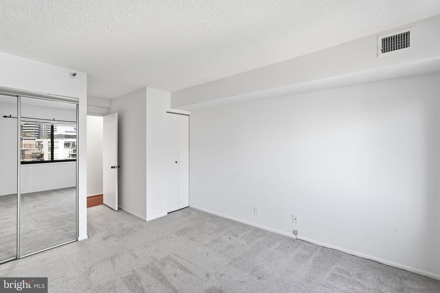 1600 N Oak Street #1604 photo 14