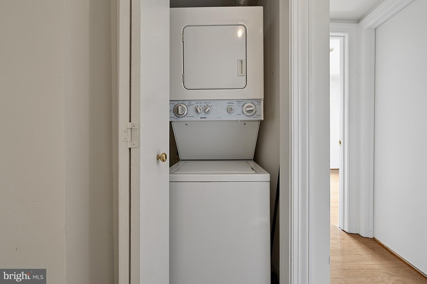 1021 Arlington Boulevard #1212 photo 33