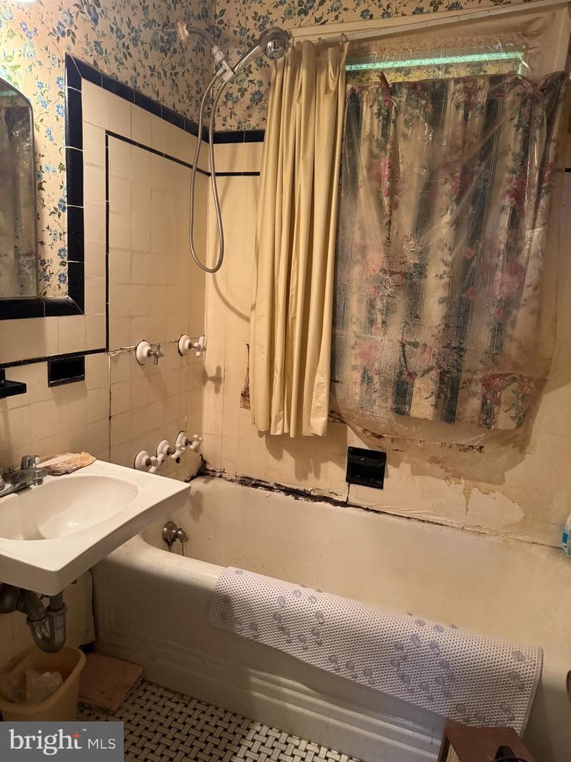 1205 N Columbus Street photo 13