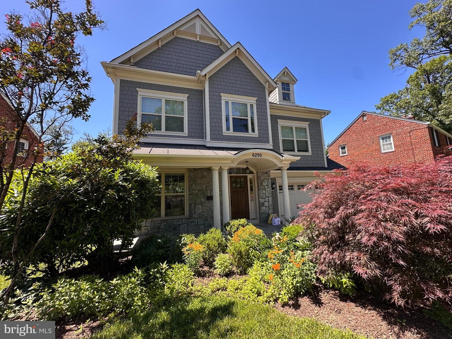 6295 N 15th Place N photo 1