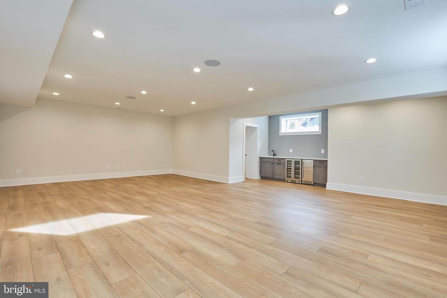 800 N Danville Street photo 38