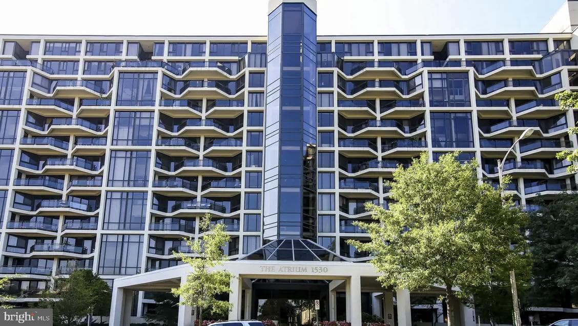 1530 Key Boulevard #531 photo 1