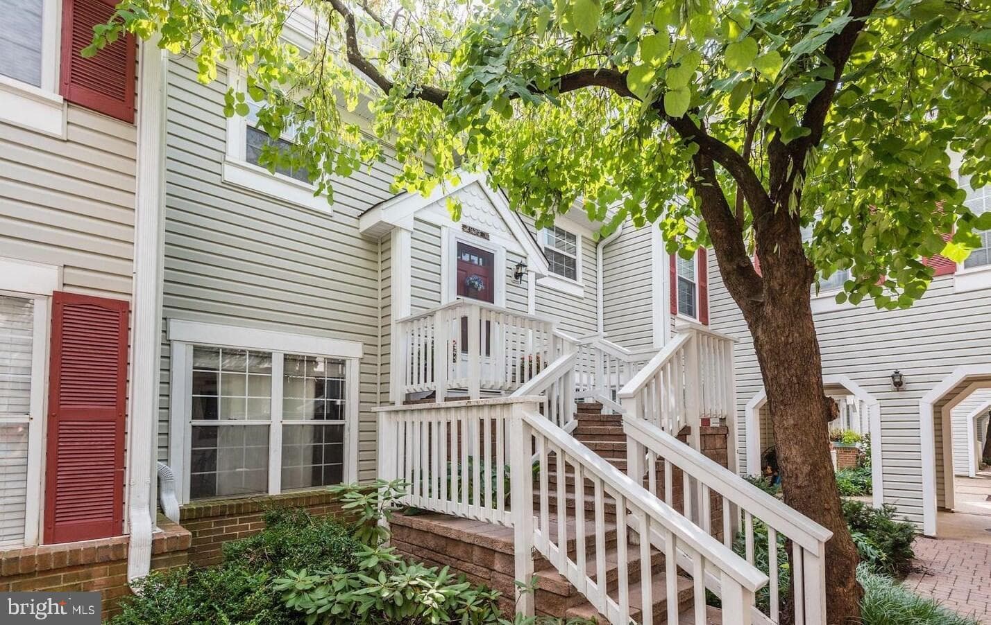 2925 S Woodstock Street #d photo 1