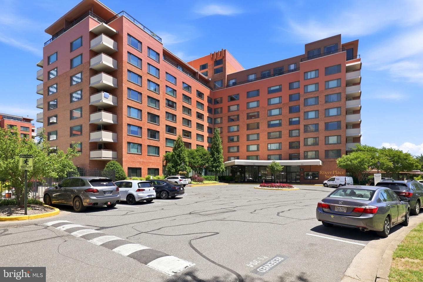 1011 Arlington Boulevard #501 photo 1