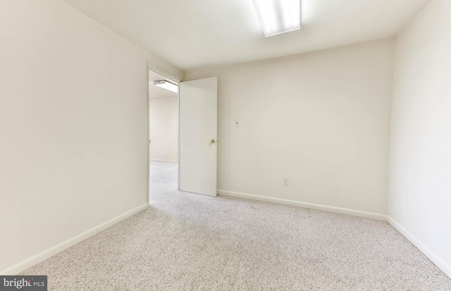 4600 Duke Street #424 photo 7