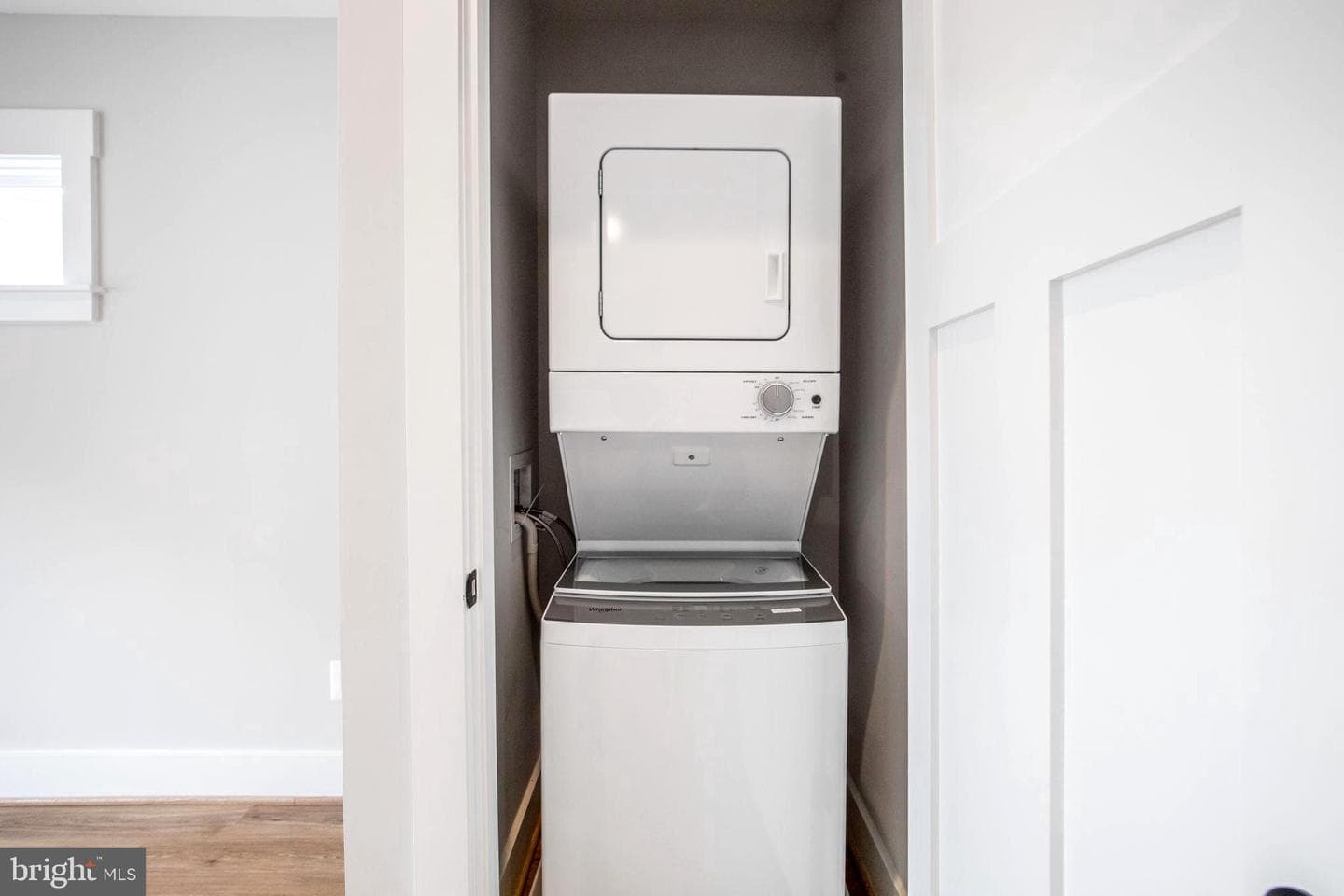 1 E Uhler Avenue photo 61