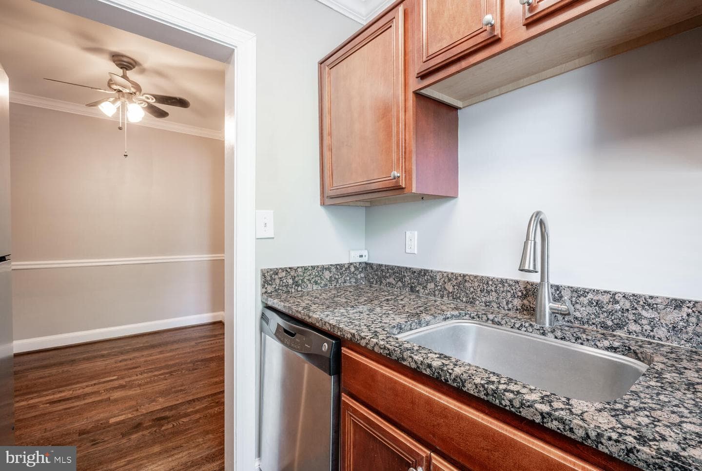 922 S Washington Street #203 photo 8