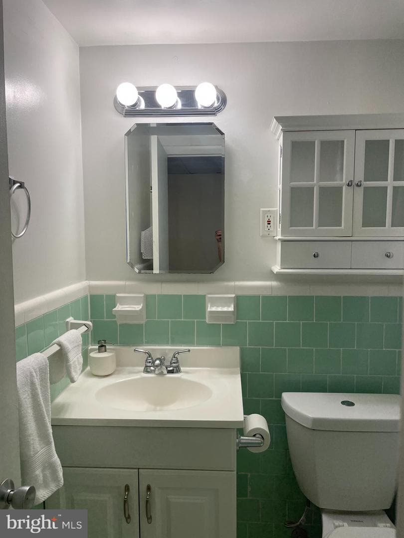3342 S 28th Street #304 photo 15