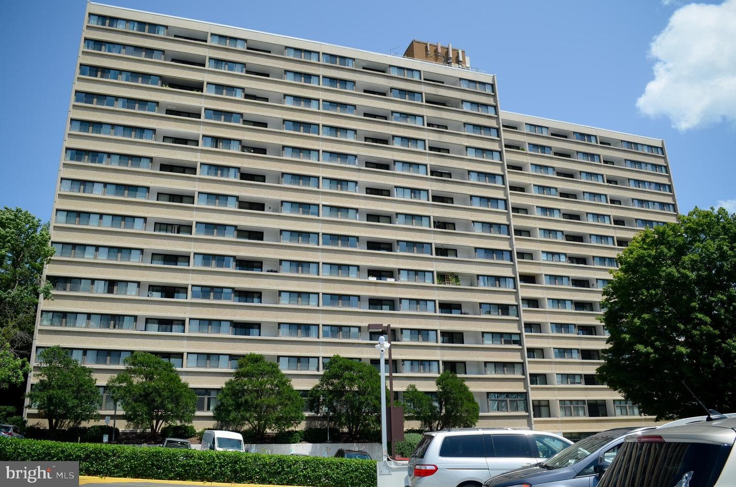 5911 Edsall Road #606 photo 2