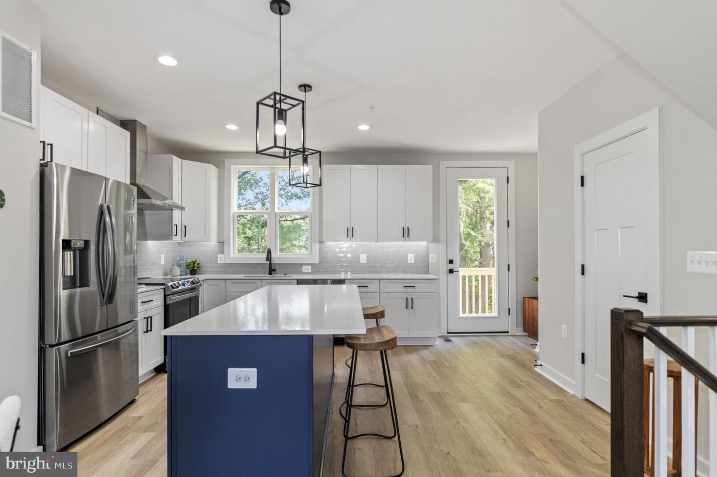 6338 Stevenson Avenue photo 13