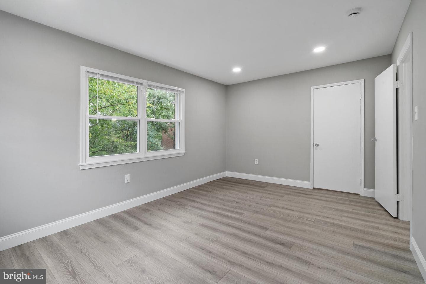 438 N Armistead Street #303 photo 12