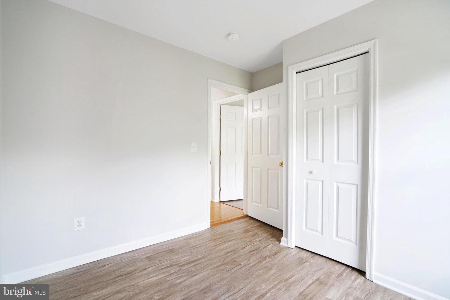 154 Ingle Place photo 31