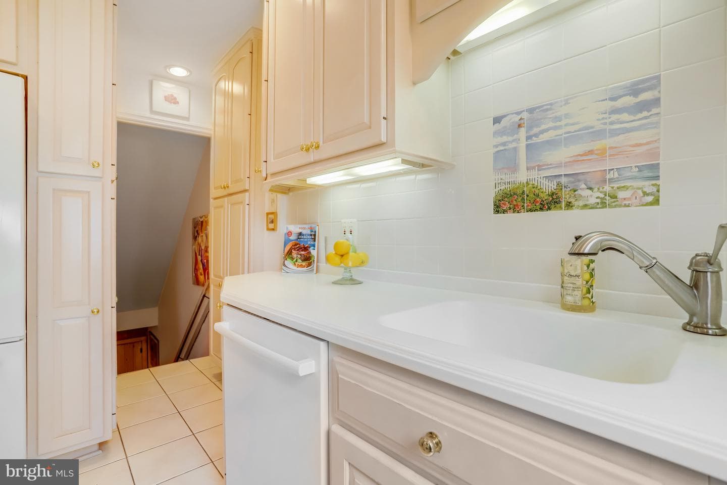 34 E Rosemont Avenue photo 14