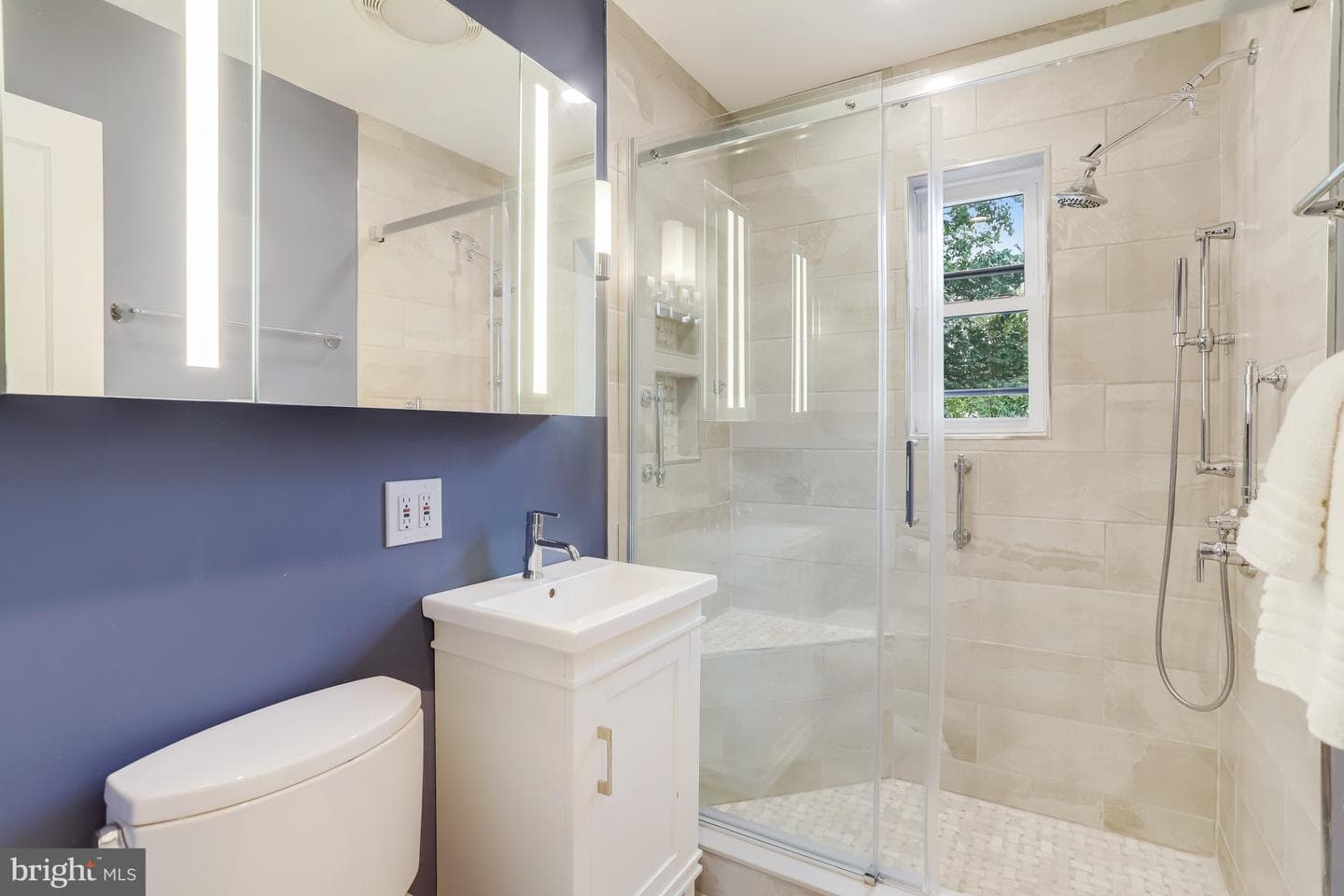 34 E Rosemont Avenue photo 19