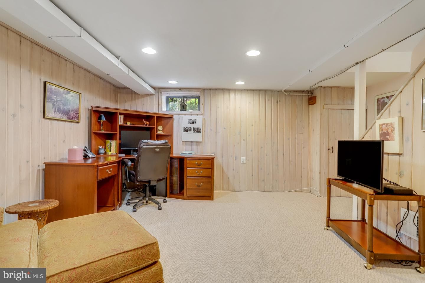 34 E Rosemont Avenue photo 23