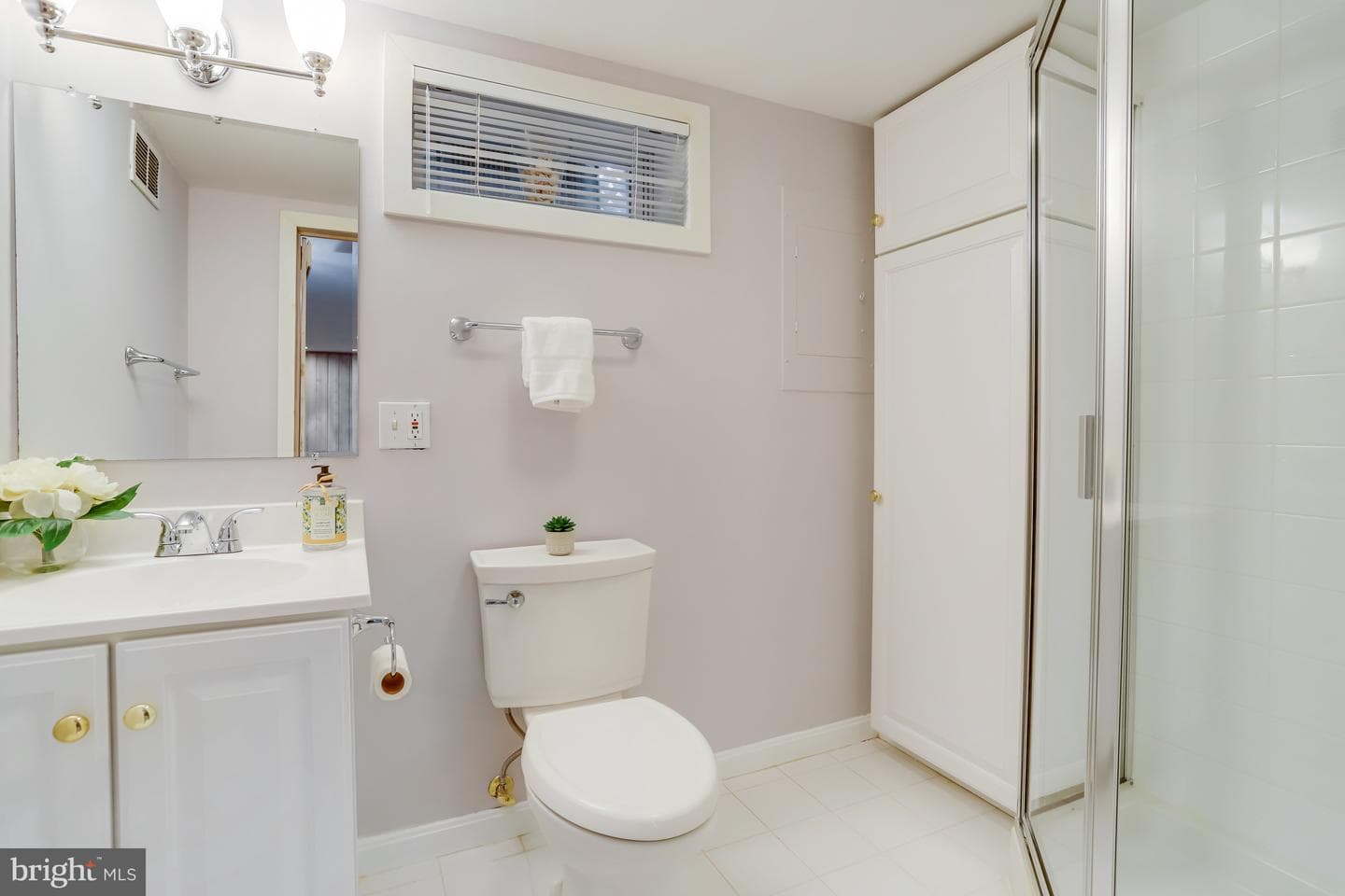 34 E Rosemont Avenue photo 26