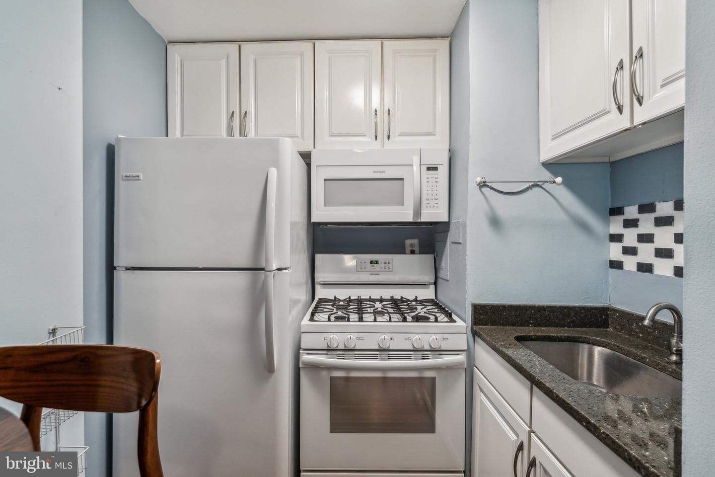 801 Pitt Street N #204 photo 3