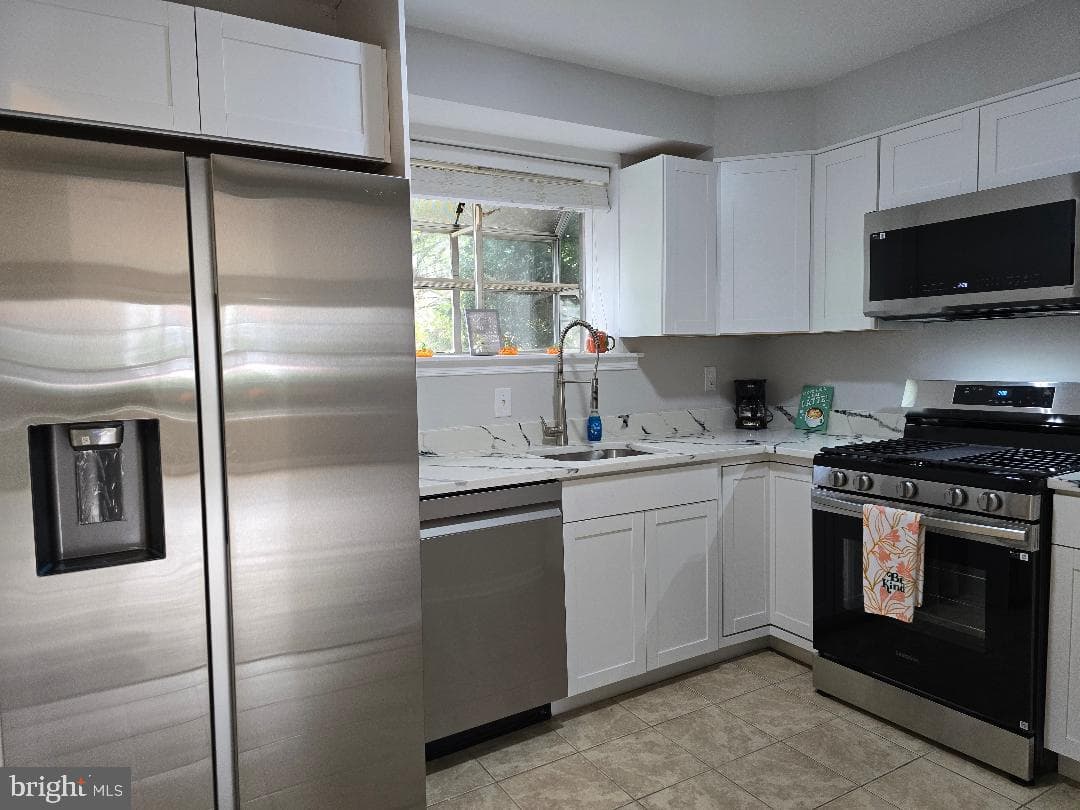 3759 Jason Avenue photo 3