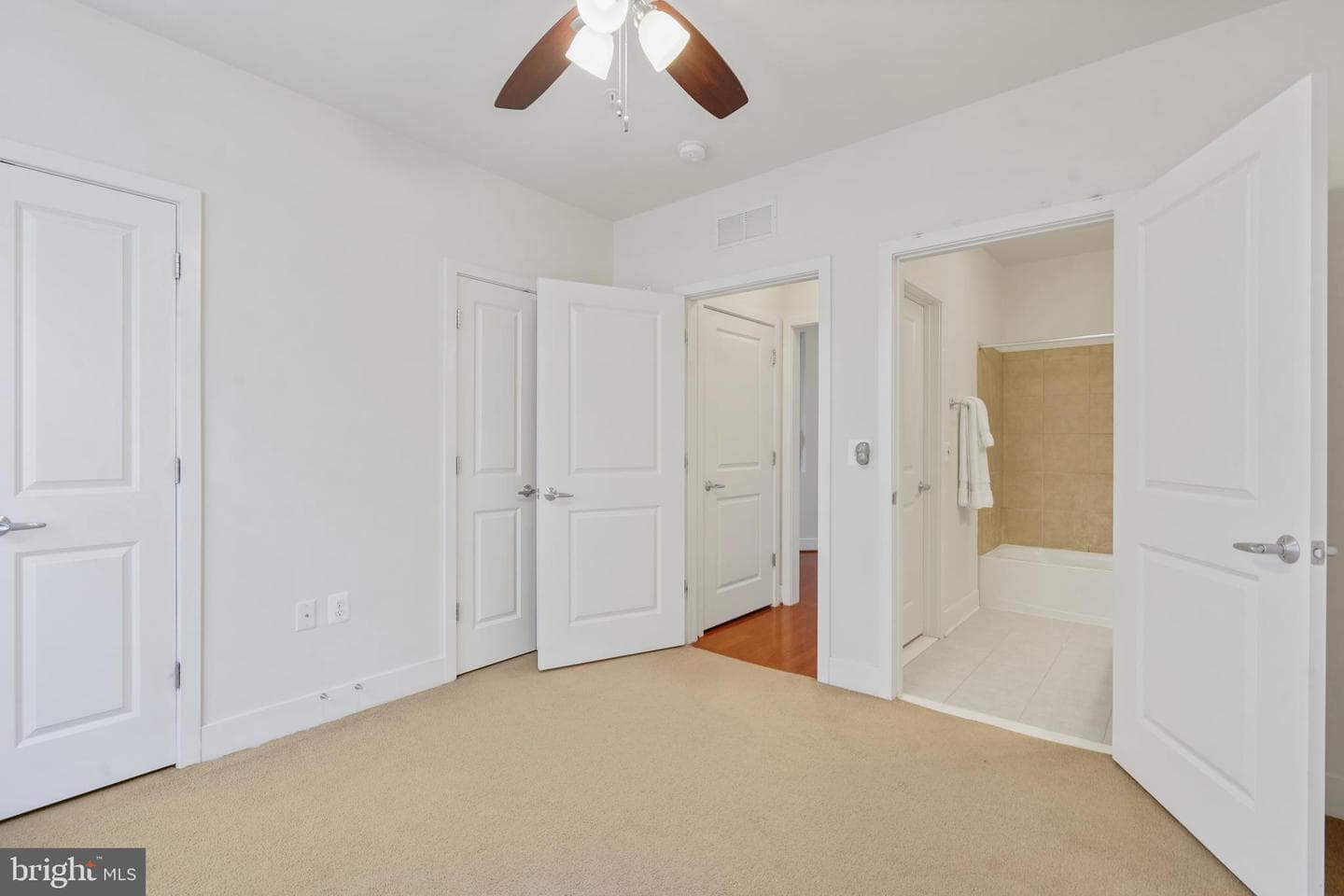 915 N Patrick Street #305 photo 16
