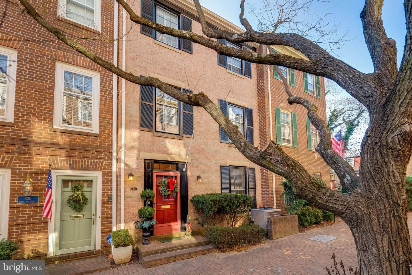 318 N Pitt Street photo 4