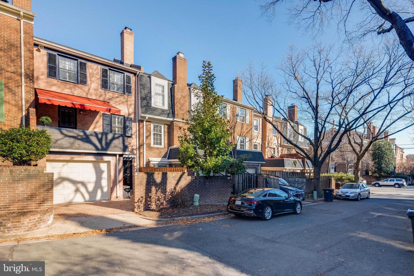 318 N Pitt Street photo 53