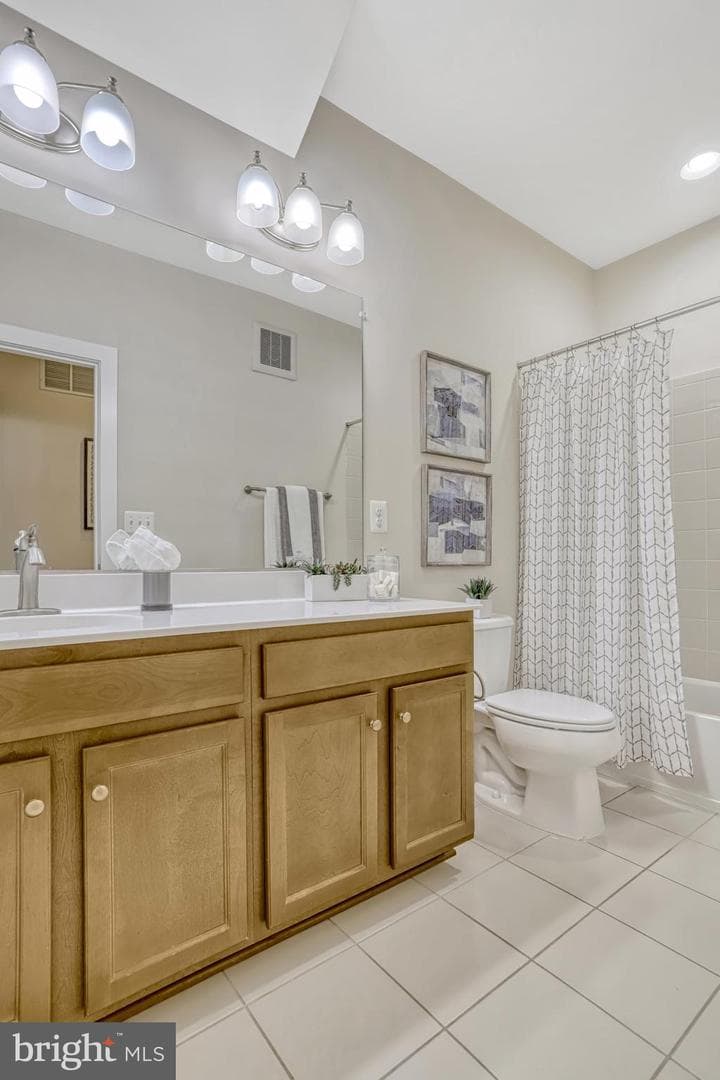 2305 Main Line Boulevard #101 photo 22